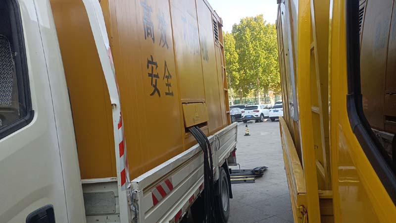 颍泉如何判断柴油发电机组和UPS电源的切换时间是否符合要求？