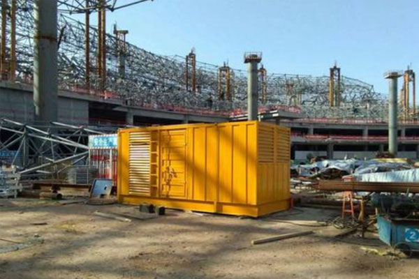 颍泉发电机出租如何判断空气滤清器是否需要更换？